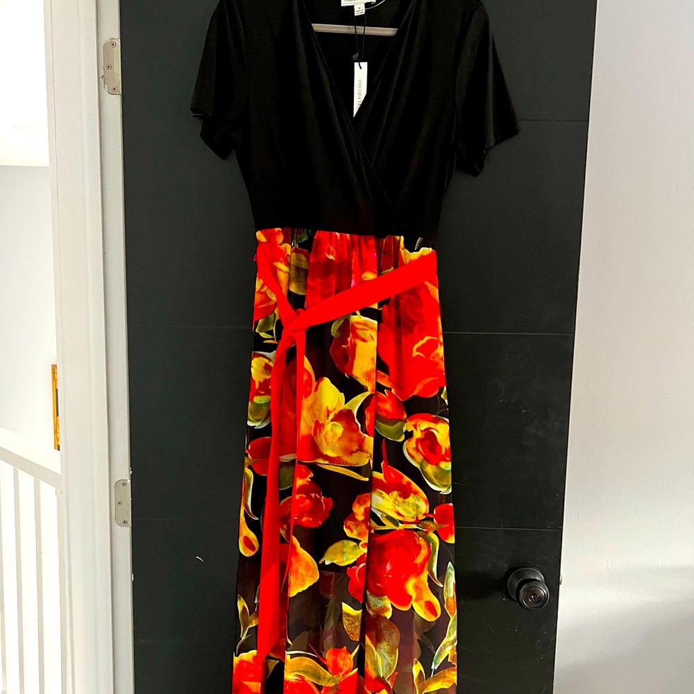 New Chelsea Taylor Cocktail, Size 10
